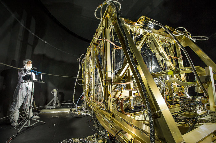 Simulating space for JWST s four infrared instruments node full image 2