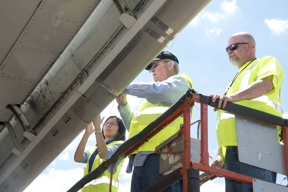 NASA Tests Aircraft Wing Coatings…