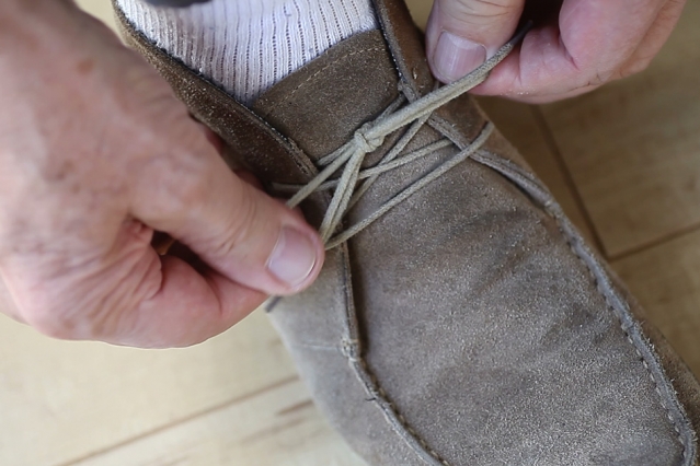 Untangling the mechanics of knots