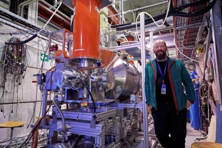 CERN experiment reports sixfold improved measurement of the magnetic moment of the antiproton