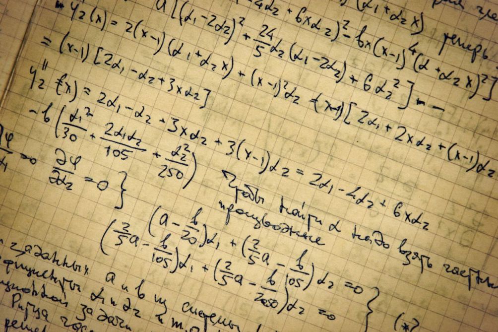 Understanding malaria with mathematics