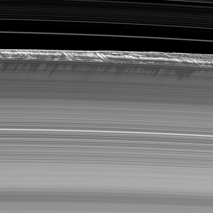 Saturn s B ring peaks node full image 2