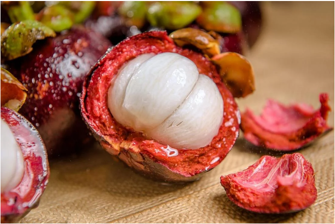 mangosteen peel