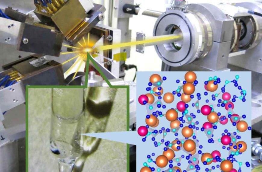 Cooperative Motion by Atoms Protects Glass from Fracturing