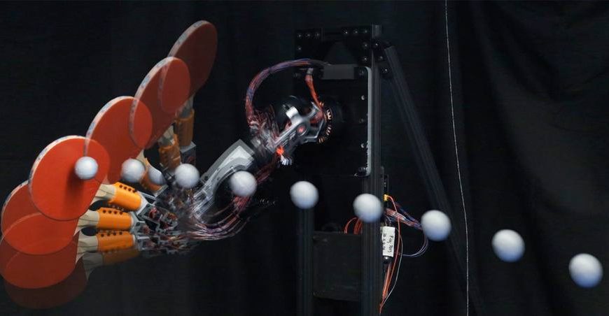Ping pong bot returns shots with high-speed precision