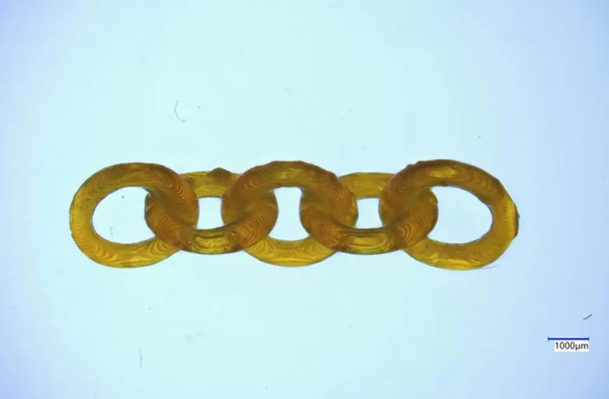 New 3D-printing method makes two materials from one resin