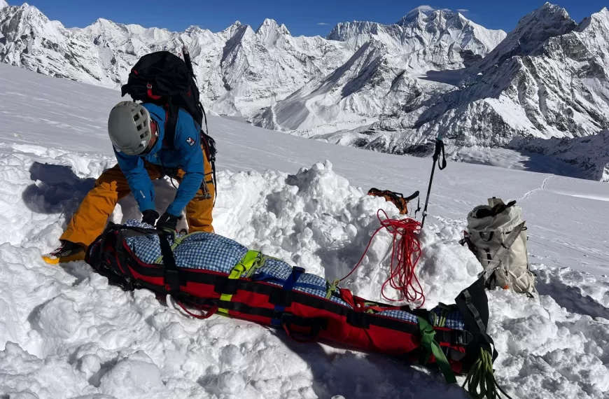 Body of Korean Mountaineer PARK Airlifted to Kathmandu
