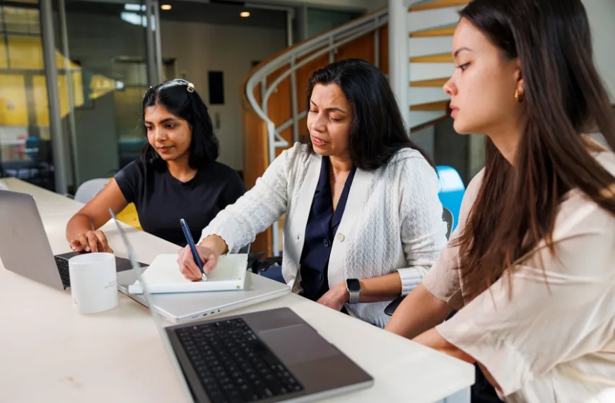 Blog 9 Enabling privacy-preserving AI training on everyday devices